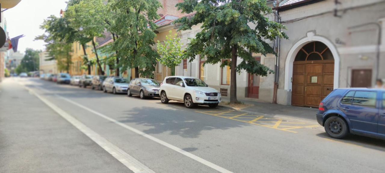 Hysteria Central Flat Oradea Buitenkant foto